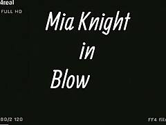 Dojrzała MILF Mia Knights z brunetkami i dużymi cyckami w filmie HD