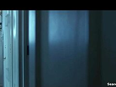 Emmy Rossums hete mama rol in Comet 2014
