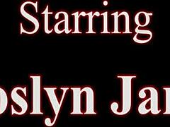 जोसलिन जेन, एक स्मोकिंग हॉट MILF, स्टेपमम-बेटे के इरोटिक वीडियो में कामुक हैंडजॉब देती है।